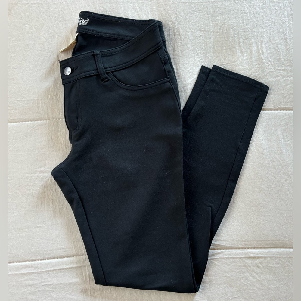 FADED GLORY |  WONENS | Black | Jeggings | back Pockets in back - Picture 9 of 12